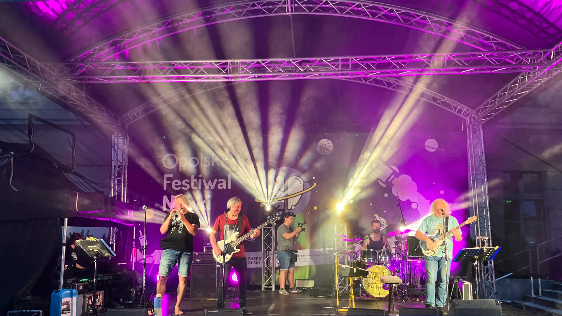 Opole Picnic of Science: An Interview with Miroslav Wanek (Už jsme doma) asstet