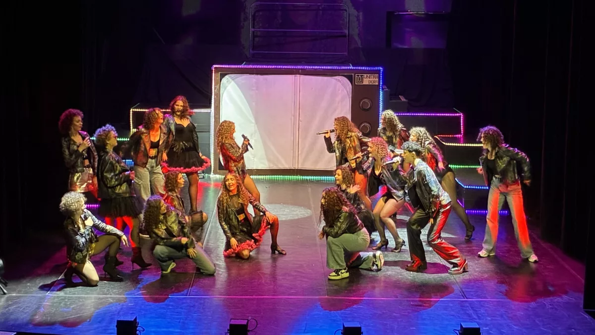 A Tribute to Whitney Houston: A Retrospective